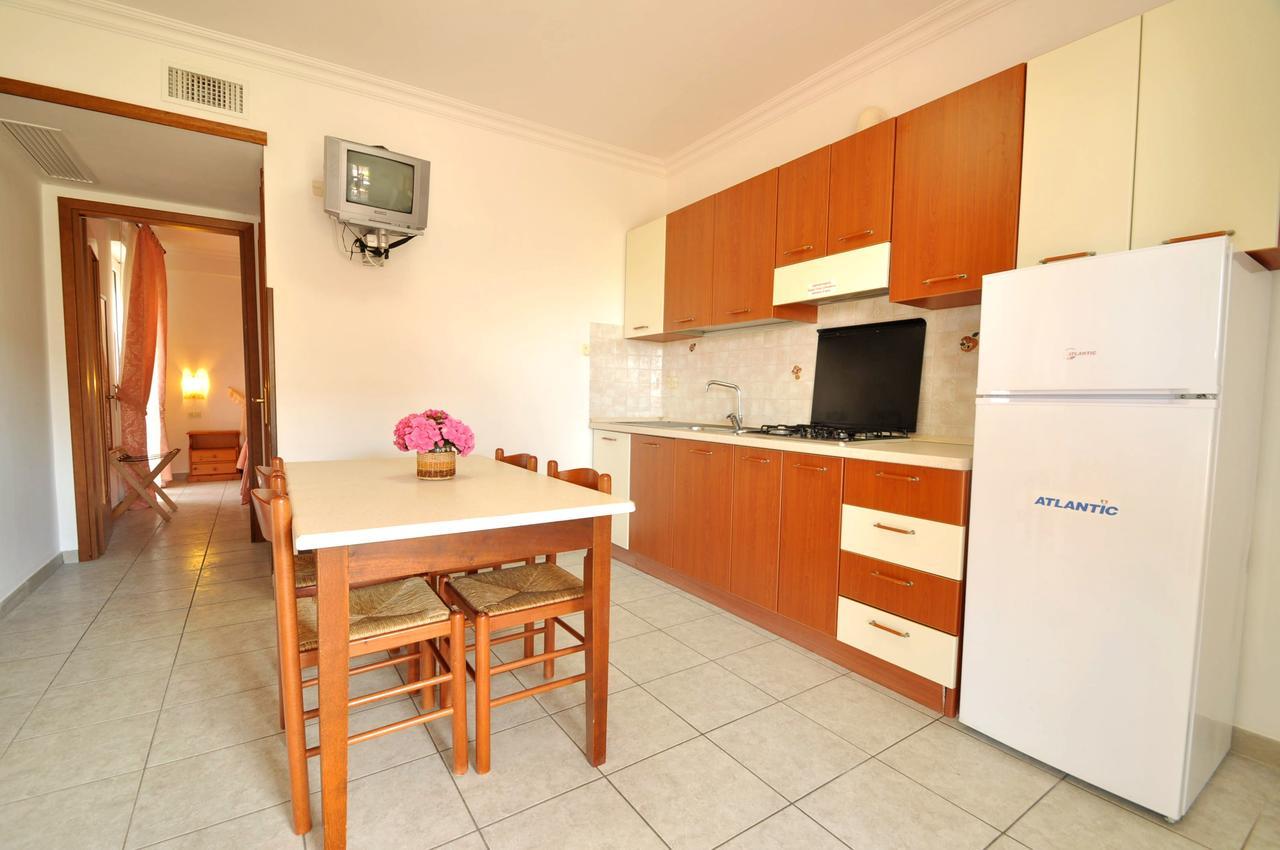 Residence Mezzaluna Каровиньо Екстериор снимка